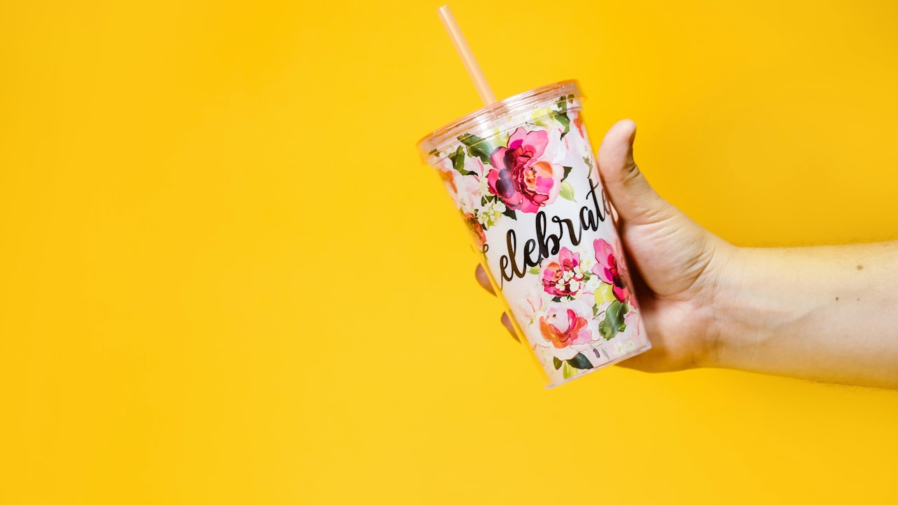 Get the best deals on your favourite straw tumblers on Amazon Get the best deals on your favourite straw tumblers on Amazon