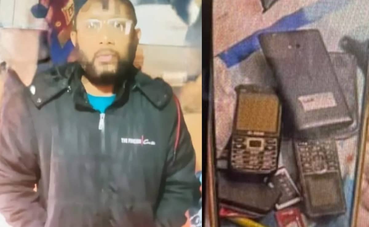 स्मार्टफोन के जमाने में कीपैड फोन का इस्तेमाल... डॉ शाहीन के भाई डॉ परवेज पर बड़ा खुलासा