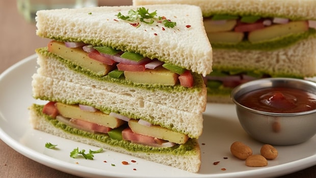 Classic Vegetable Sandwich is a simple delight Classic Vegetable Sandwich is a simple delight
