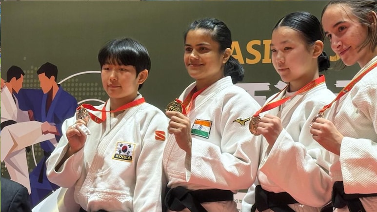 MP News: सागर की बेटी ने चीन में फहराया भारत का तिरंगा, यामिनी मौर्य ने एशियन जूडो चैंपियनशिप में जीता गोल्ड मेडल