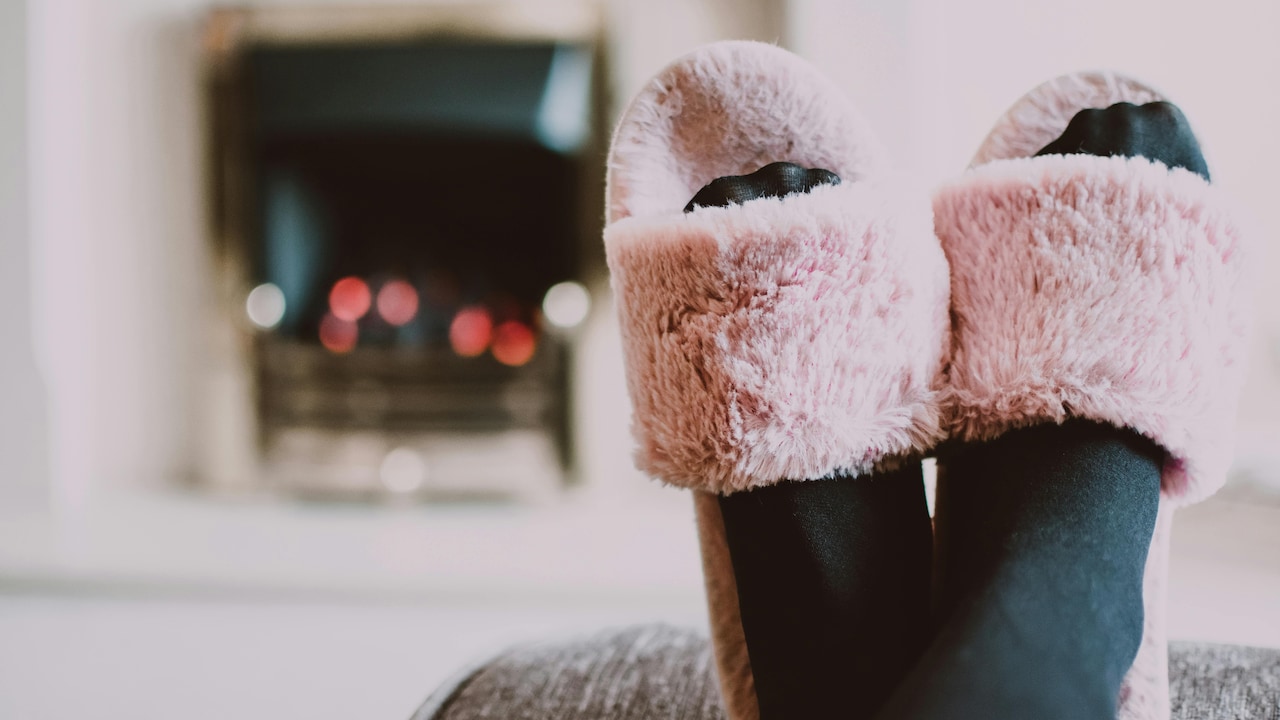 Heres how you can use the best chappals for your home outfits Heres how you can use the best chappals for your home outfits