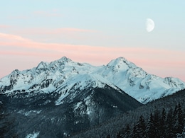 6 International Destinations Near India You Can Visit To See Snow This Winter