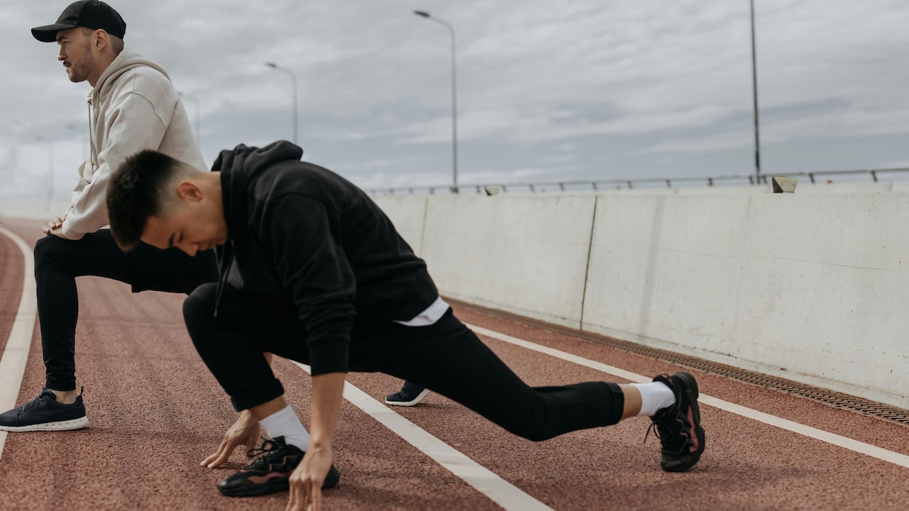 Cotton vs Polyester Track Pants: Which Survives More Washes? Cotton vs Polyester Track Pants: Which Survives More Washes?