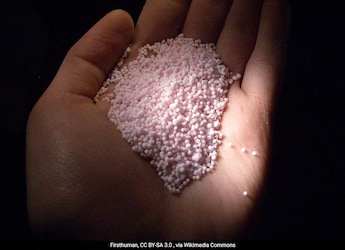 J&amp;K Doctor With Ammonium Nitrate Arrested Near Delhi: How Dangerous Is It?