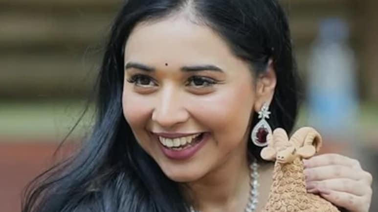 बिग बॉस के घर आया तान्या मित्तल का भाई, प्रिसेंस जैसी बहन के लिए लाया चांदी की बोतल, एक इच्छा नहीं हो पाई पूरी