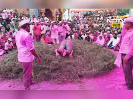 Pune News: पुरंदर येथे हजारो भाविकांनी अनुभवला काटेबारसचा थरार, काट्यांच्या ढिगार्‍यात मारल्या जातात उड्या