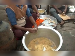 बिहार चुनाव परिणाम से पहले दिल्ली में जश्न, बीजेपी मुख्यालय में बन रही सत्तू पराठे-जलेबी