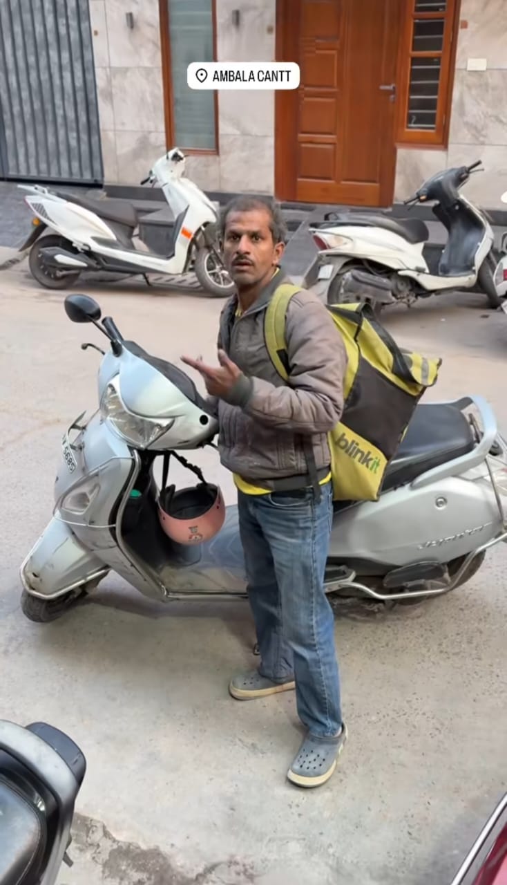 Internet Applauds Dedicated Blinkit Agent With Speech Impairment