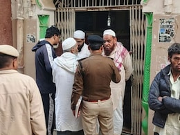 'हमें शक की नजर से देखा जा रहा…', लाल किला ब्लास्ट के बाद देशभर में कश्मीरी छात्रों का छलका दर्द, दुकानदारों ने किराना तक देने से किया इनकार