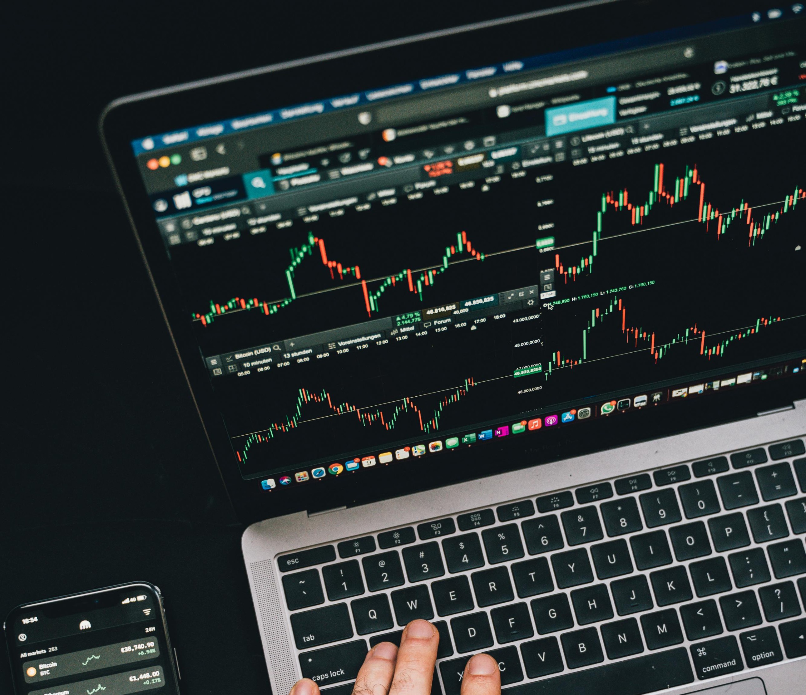 CLSA Picks Eternal, ICICI Bank, SBI, Infosys, NTPC As It Projects 16% Upside For India By 2026 End