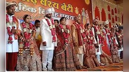 35 लाख में सिंगर या बेटियों का भविष्य? ग्वालियर परिवार ने चुना अनोखा रास्ता, बेटी संग एक पंडाल में कराईं 12 शादियां