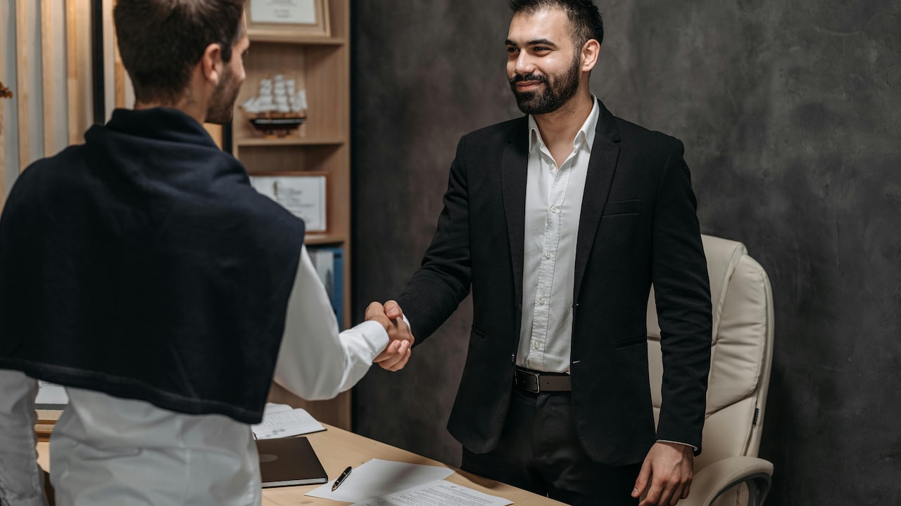 The Ultimate Guide to Weather-Smart Suits: What to Wear in Every Season