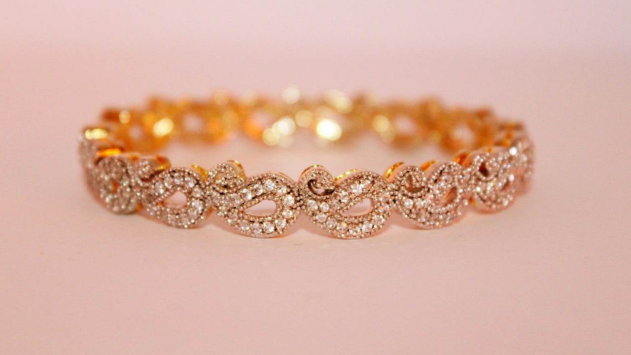 Top Trending Bracelet Styles That Layer Well With Watches Top Trending Bracelet Styles That Layer Well With Watches