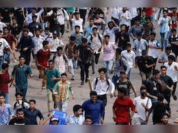 कौन हैं अबुल सरकार? जिनके लिए फिर बांग्लादेश की सड़कों पर उतरे छात्र