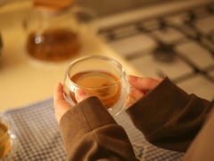 ठंड में पी जाते हैं ज्यादा चाय? हो जाएं सावधान, नहीं तो पड़ सकते हैं लेने के देने