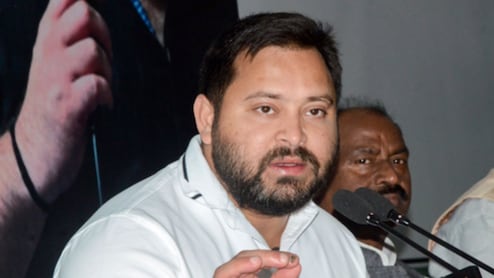 'गुजरात में नाला भरना भी आपदा, तो बिहार में बाढ़ क्यों नहीं?' तेजस्वी यादव का सरकार पर बड़ा हमला