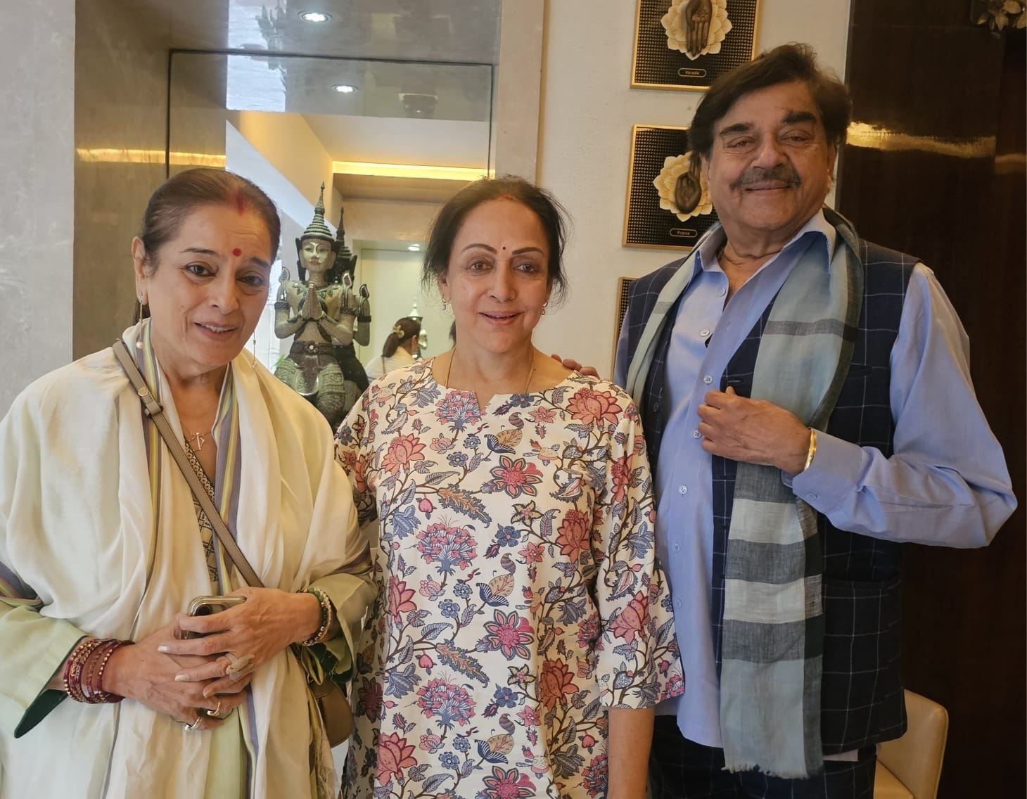 Shatrughan Sinha-Poonam Meet Hema Malini After Dharmendra Was Discharged