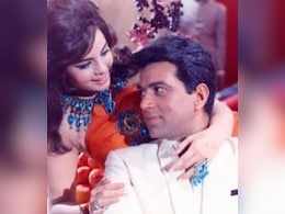 Mumtaz Says She Wasn't Allowed To Meet Dharmendra At Hospital: "Staff Told Me He Was On Ventilator"