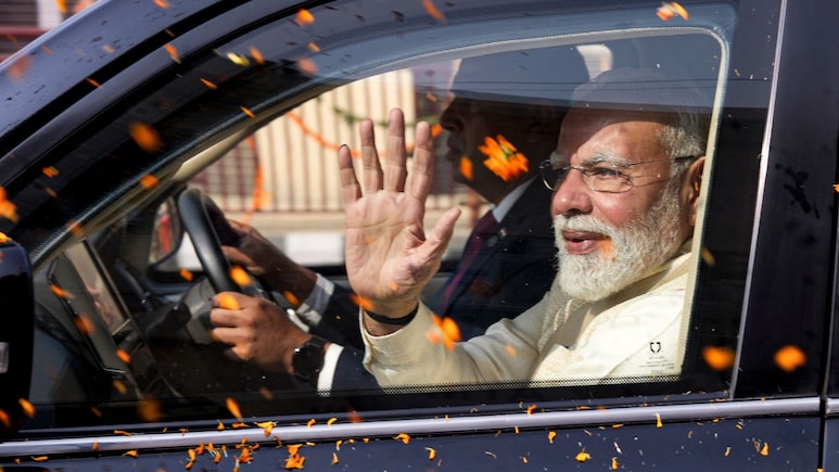 रामकृष्ण हरी! PM मोदींची उडुपीतील श्रीकृष्ण मठाला भेट, गोव्यात प्रभू श्रीरामाच्या 77 फुटी पुतळ्याचे उद्घाटन