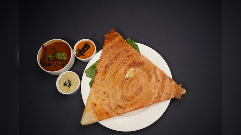 करोड़ों लोगों का फेवरेट नाश्ता इडली-डोसा के बैटर को कितनी देर फर्मेंट करना चाहिए?  जानिए एक्सपर्ट्स के सीक्रेट्स...