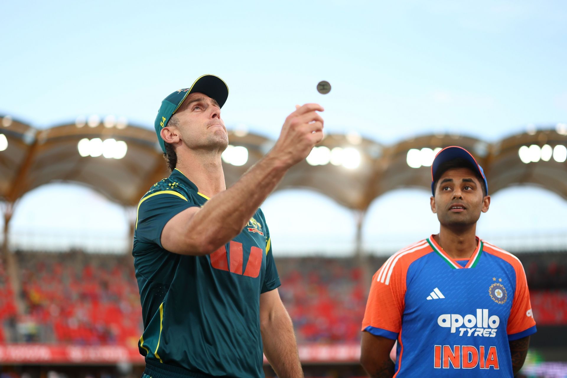 IND vs AUS LIVE Score, 5th t20i: ऑस्ट्रेलिया ने गाबा में जीता टॉस, भारत को मिला पहले बल्लेबाजी करने का न्योता