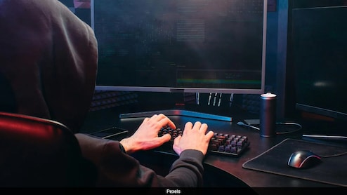 Mumbai Couple Duped Out Of Rs 27 Lakh Over UK Job, Visa. 1 Arrested