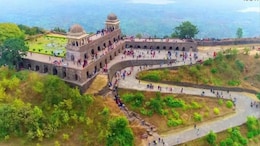MP का 'ताजमहल' ! 3500 फीट ऊंचाई पर प्यार की गवाही देता ये किला... ऐतिहासिक इमारत के बीच दफन है अमर प्रेम कहानी