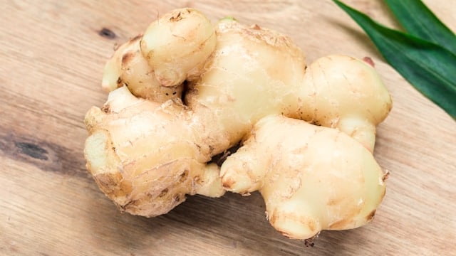 Ginger or adrak's health benefits for lung health.