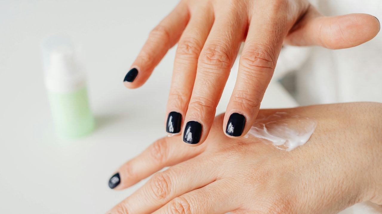 This review digs deeper into the all-new mCaffeine body lotion 