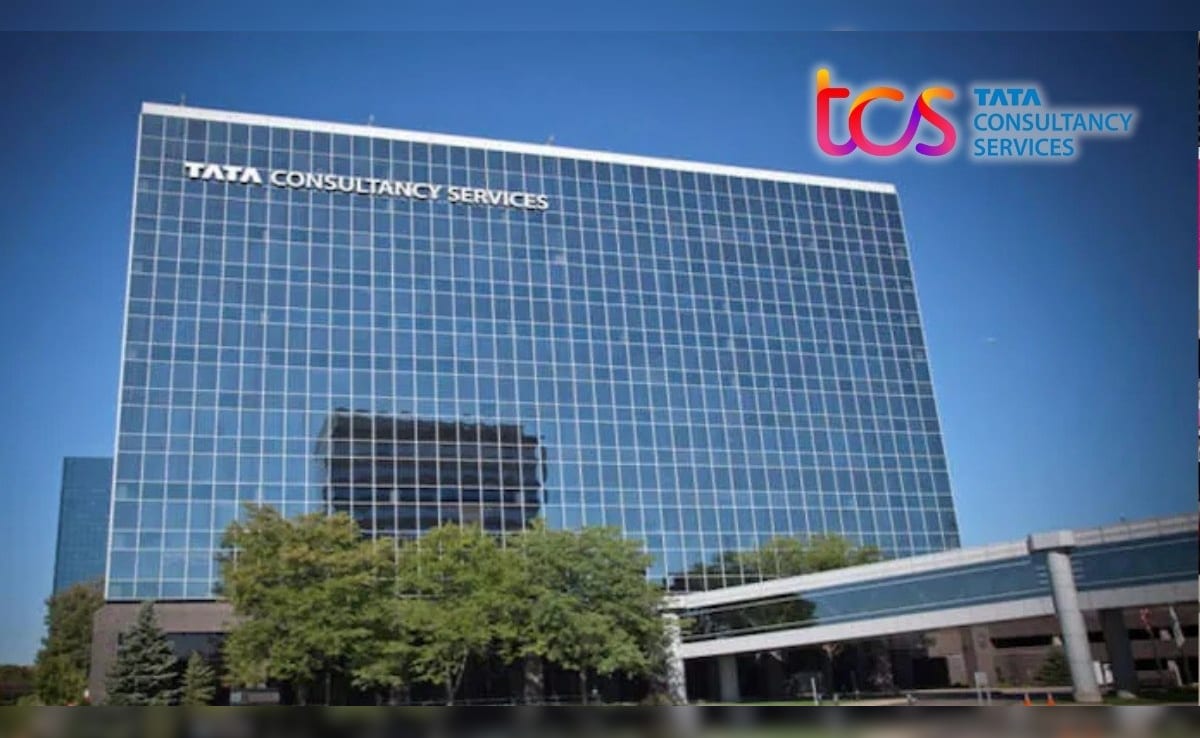 '2500 लोगों को नौकरी से क्‍यों निकाला?' टाटा ग्रुप की कंपनी TCS को श्रम विभाग ने भेजा नोटिस