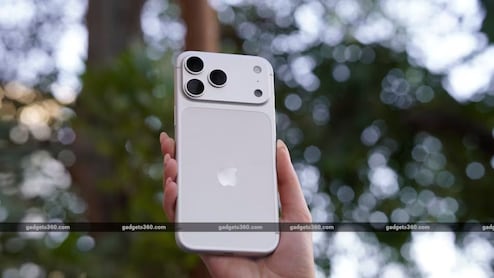 iPhone 18 Pro और Pro Max जल्द हो सकते हैं लॉन्च, फीचर्स और डिजाइन हुए लीक, जानिए कितनी होगी कीमत