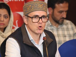 वैष्णो देवी इंस्टीट्यूट का मुद्दा सांप्रदायिक रंग लेने लगा, कश्मीर बनाम जम्मू की राजनीति गरमाई