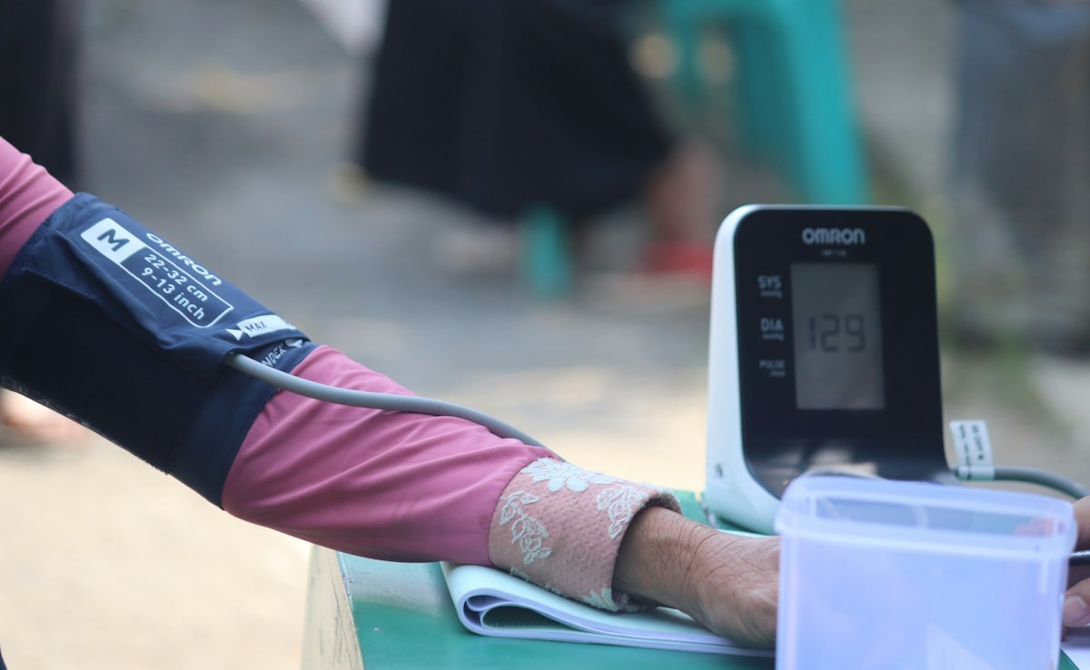 5 Simple Hacks To Naturally Lower Your Blood Pressure