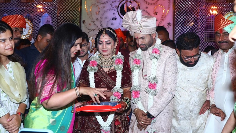 Pankaja Munde News: पंकजा मुंडेंचे पीए अनंत गर्जे यांच्या पत्नीने संपवलं आयुष्य, 10 महिन्यापूर्वी झालेलं लग्न