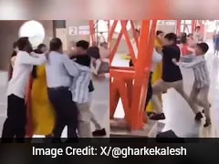 Two Men Trade Punches At Delhi Metro Station, Video Viral: 'Air Pollution Affecting Them'