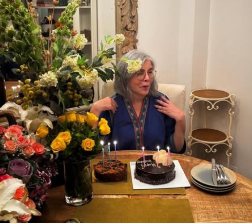 Zeenat Aman Danced To  <i>Dum Maro Dum</i> At Her 74th Birthday Party, Reveals Archana Puran Singh