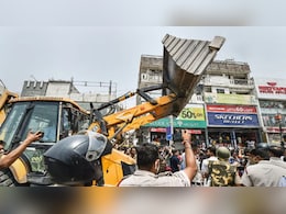 एक्शन में नीतीश सरकार, पटना के बाद खगड़िया में भी गरजा बुलडोजर, अतिक्रमणकारियों पर हुई कार्यवाई