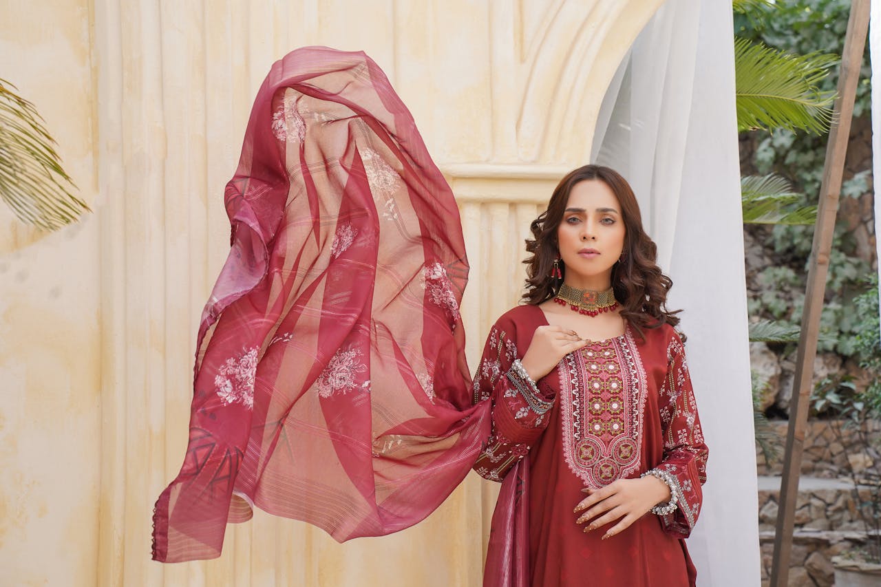 Celebrate Traditions In Style With Varanga's Wedding Sale Picks