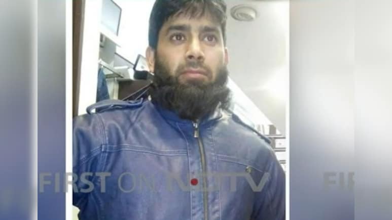 लाल किला ब्‍लास्‍ट:  उमर को कार देने वाले तारिक का फोटो देखिए