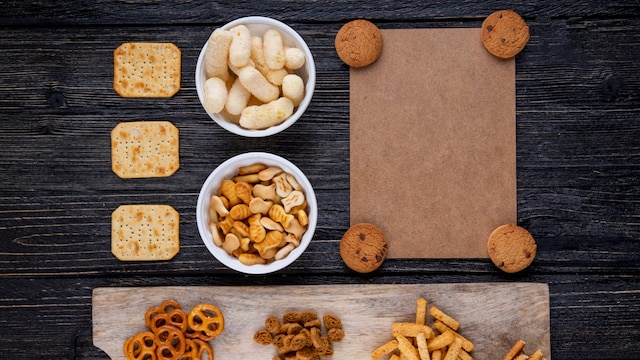 Health risks of ultra-processed snacks.