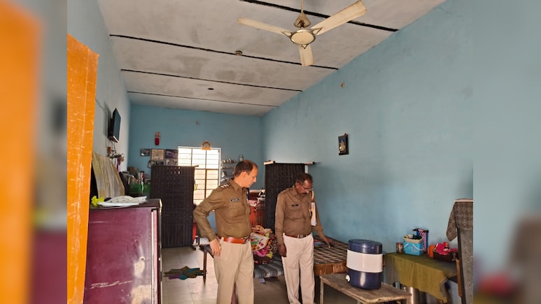 राजस्थान: मां कॉलेज में थी चपरासी, 19 वर्षीय बेटी ने कॉलेज में ही फांसी लगाकर की आत्महत्या