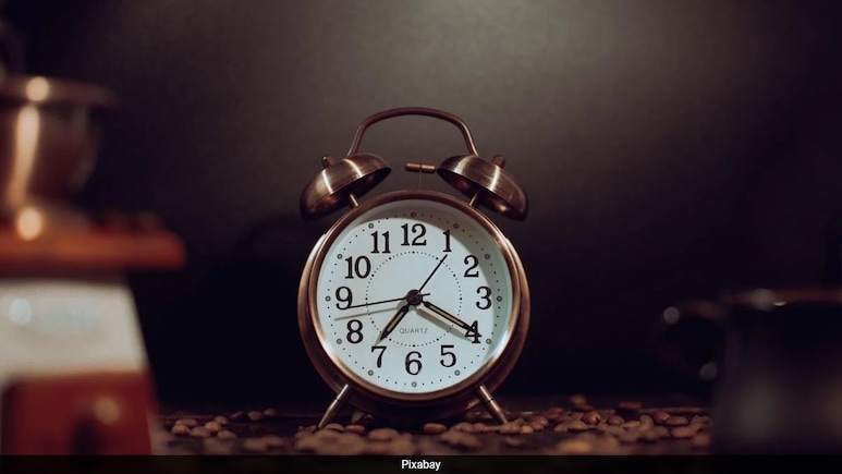 Centre Mandates Indian Standard Time As Single Reference For Official Use