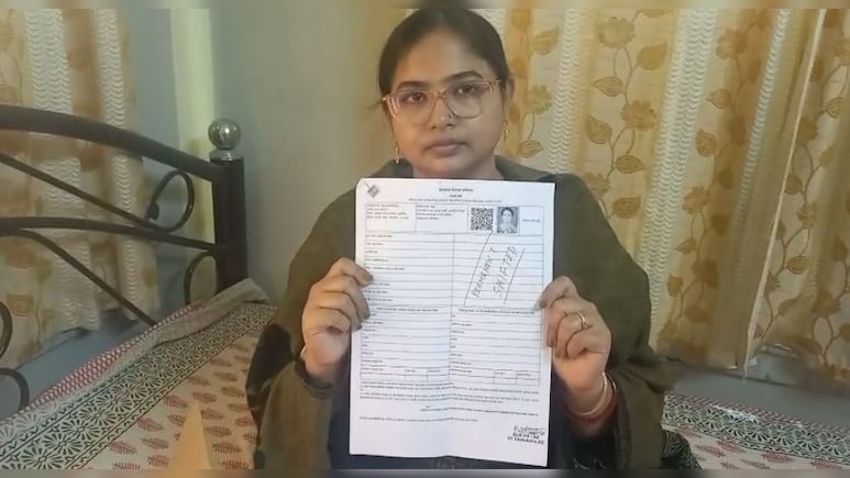 सिर्फ 15 दिनों में निपटा डाला SIR का काम, इन BLO ने पेश की मिसाल