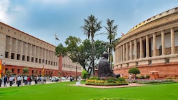 संसद का शीत सत्र 2025: लोक सभा की प्रोडक्टिविटी 111%, राज्य सभा की उत्पादकता 121% रिकॉर्ड!