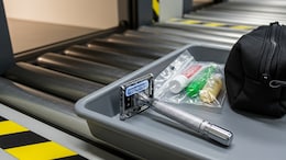 Can Shaving Razors And Tweezers Go In Cabin Baggage? Airport Rules Explained