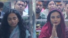 महाकाल के दर्शन करने पहुंचीं दिव्या दत्ता, नयनतारा ने भी पति संग लगाई बाबा के दरबार में हाजिरी