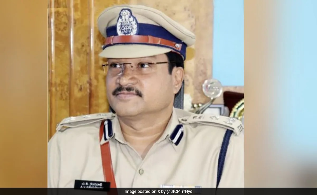 HYDRAA Chief Inspects Papers in MLA’s Presence