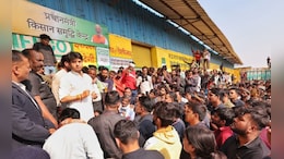 MP खाद संकट: सिंधिया के दौरे का असर, खाद वितरण केंद्रों की संख्या 33 हुई अब मिलेंगे यूरिया के 10 बैग