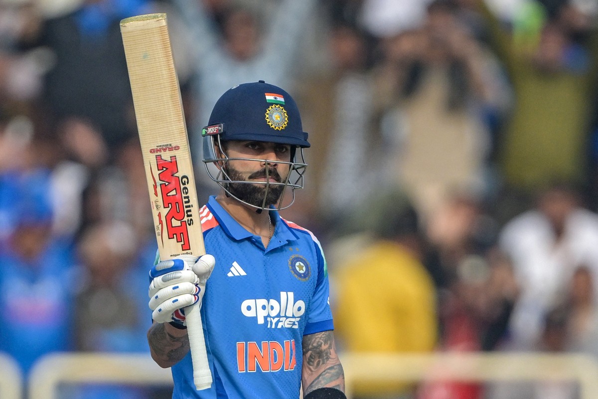 India vs South Africa LIVE Score, 1st ODI: Virat Kohli Nears Record Century But Changes Approach; India 4-Down vs SA
