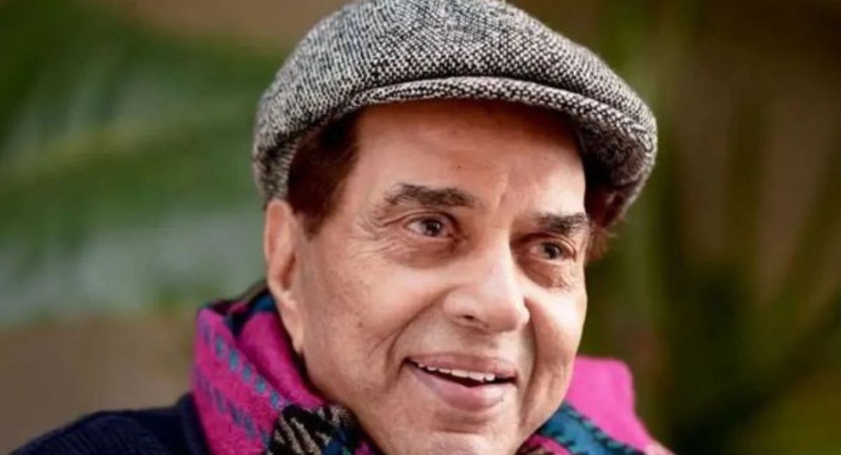 Dharmendra News Live Updates: धर्मेंद्र के घर से निकली एम्बुलेंस, ईशा देओल भी आईं नजर